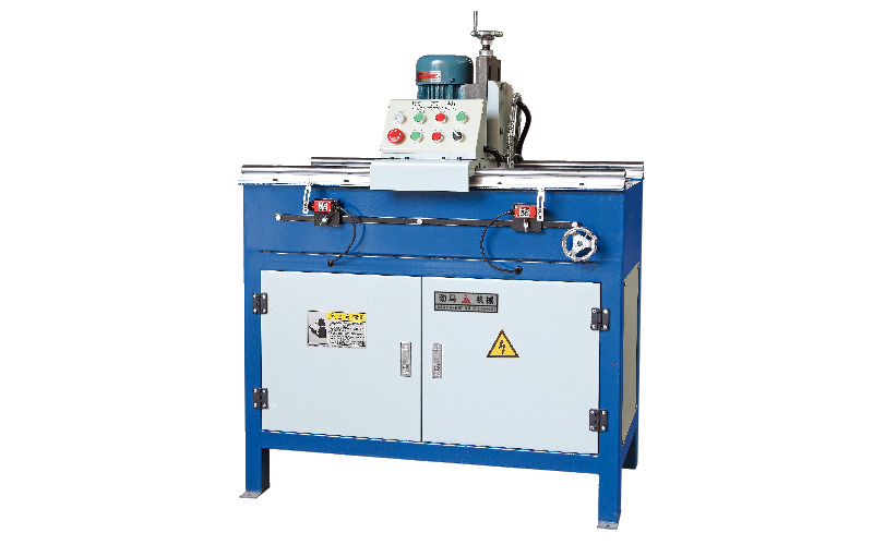 草莓视老版下载地址免费破碎机